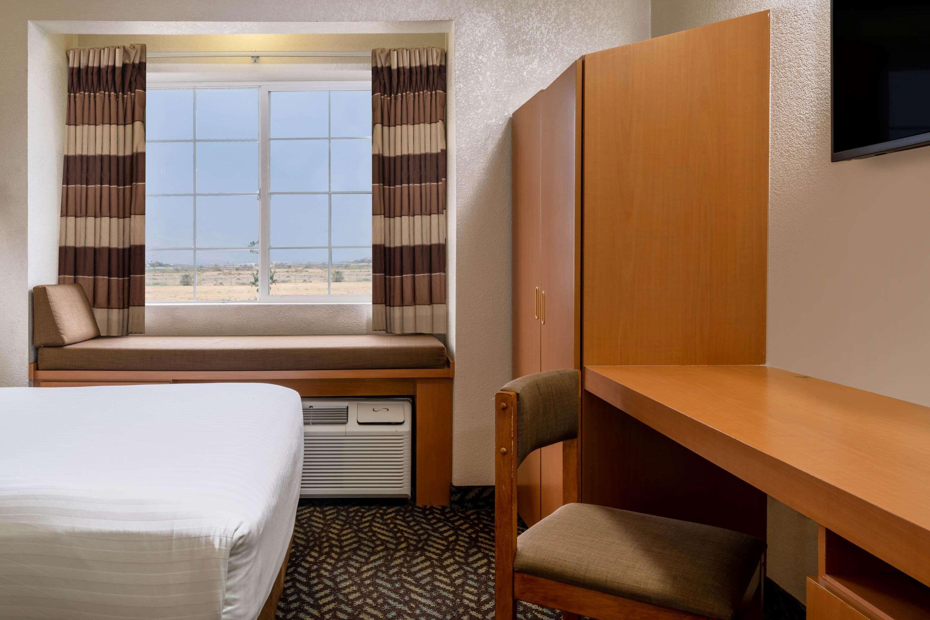 Microtel Inn & Suites By Wyndham Salt Lake City Airport Extérieur photo